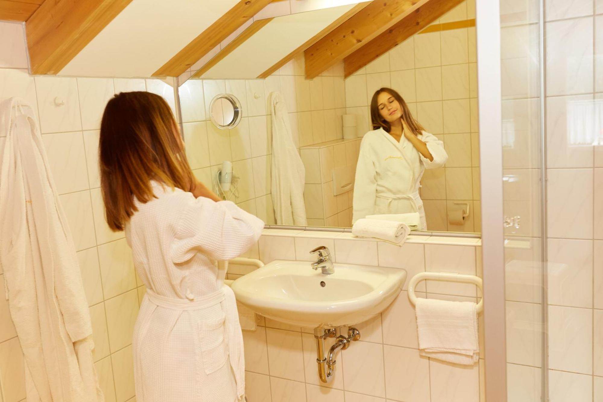 Berghotel Sonnenklause ซอนโทเฟิน ภายนอก รูปภาพ